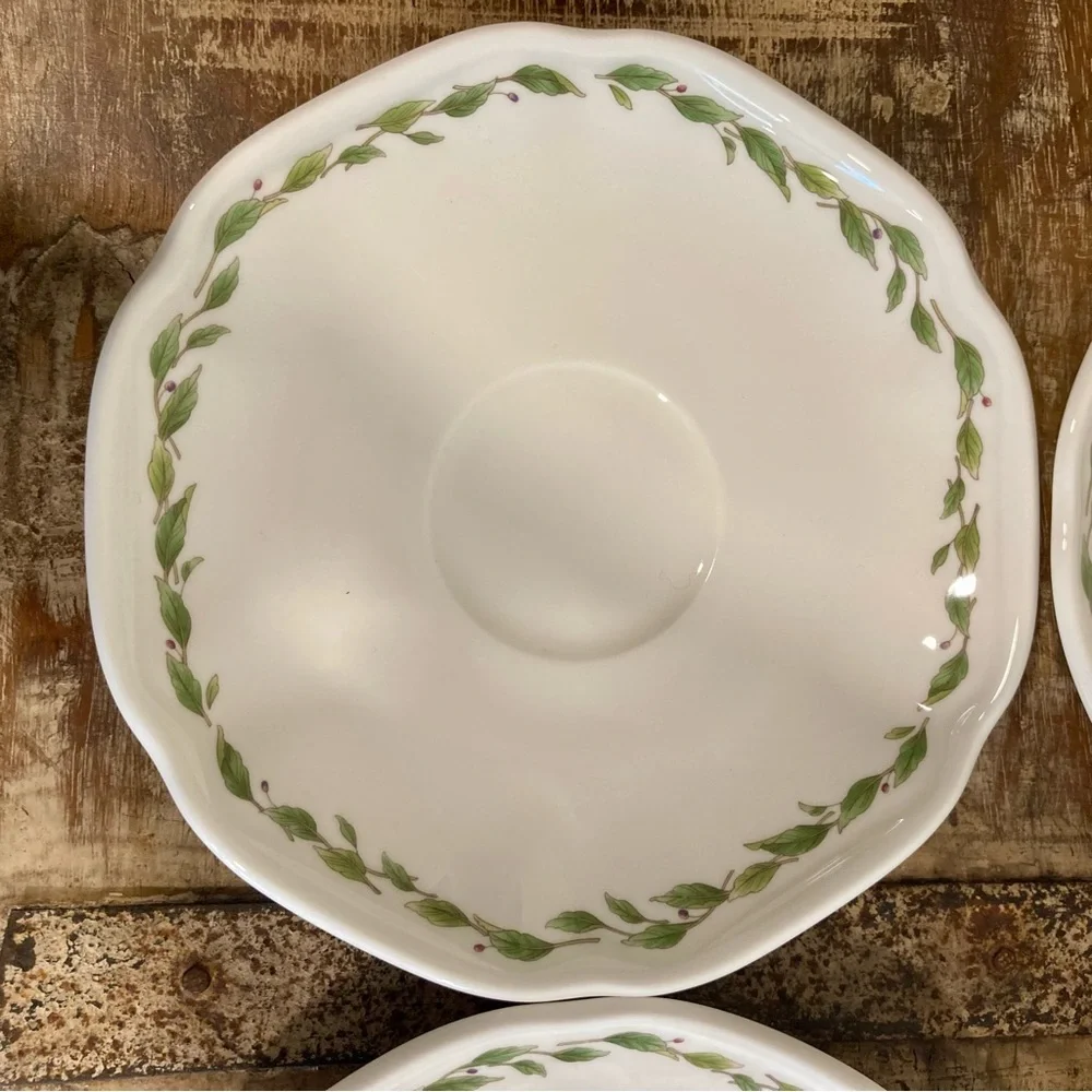 Noritake Casual Gourmet Garden Set of 4 Saucers 7940/1 6.5” Green Leaf Design